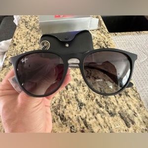 Brand New Erika Ray Bans (All Black)